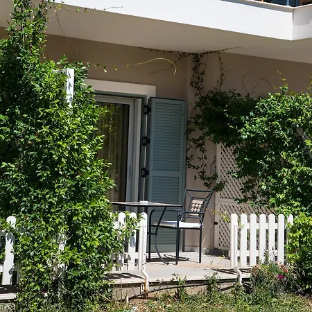 Ξενοδοχείο με διαμερίσματα Summer Dream Lefkas Απόλπαινα